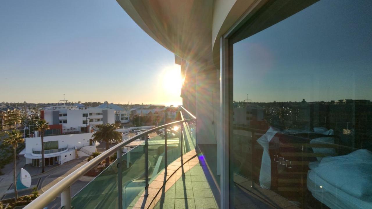 A 406 Fantastic Ocean Beach And Marina View Apt - Mandurah Luaran gambar