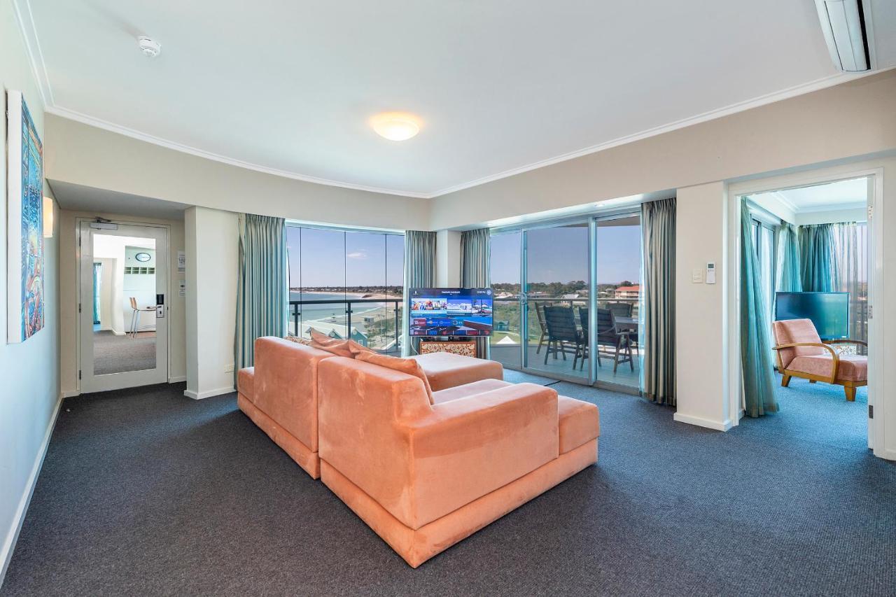 A 406 Fantastic Ocean Beach And Marina View Apt - Mandurah Luaran gambar